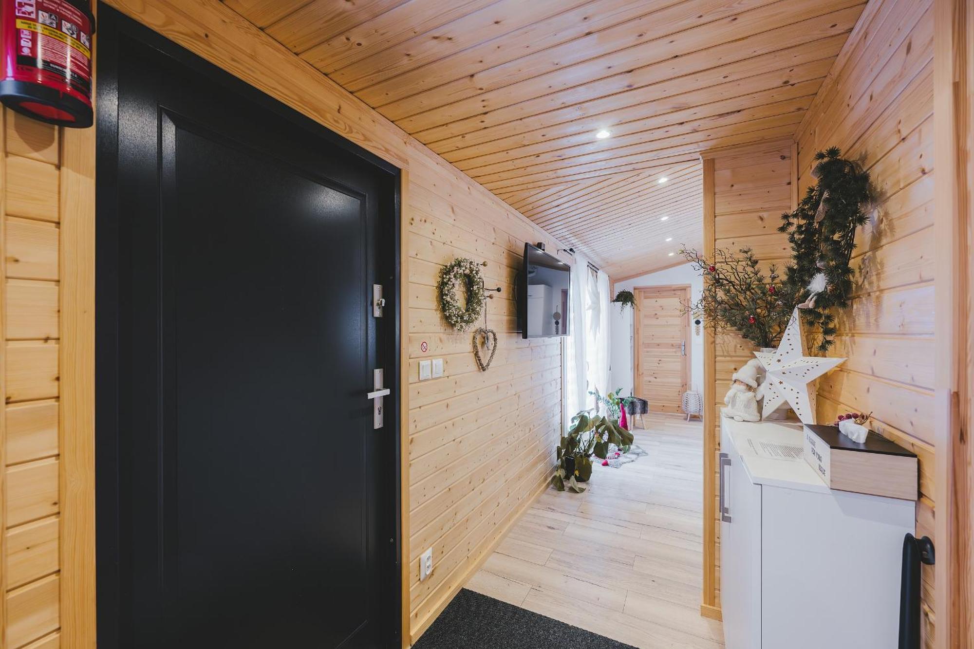 Apartman Andrea Cervena Voda Luaran gambar