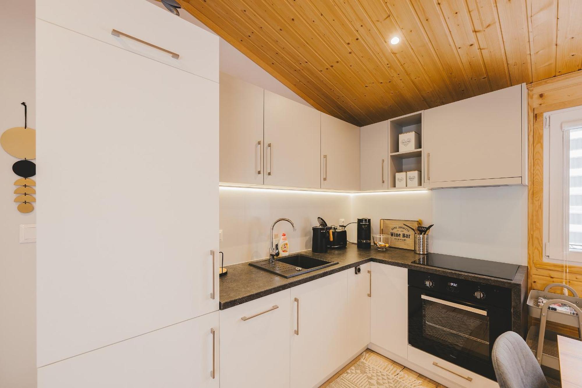 Apartman Andrea Cervena Voda Luaran gambar